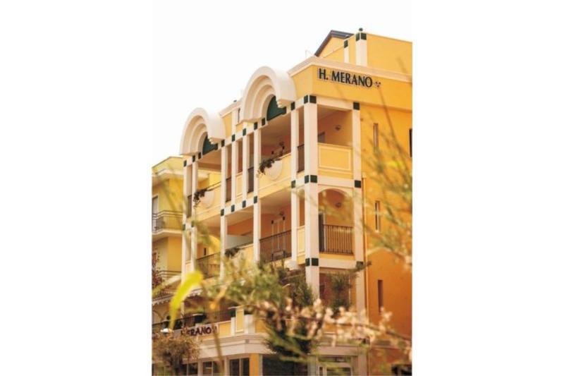 Hotel Merano Misano Adriatico Exterior photo